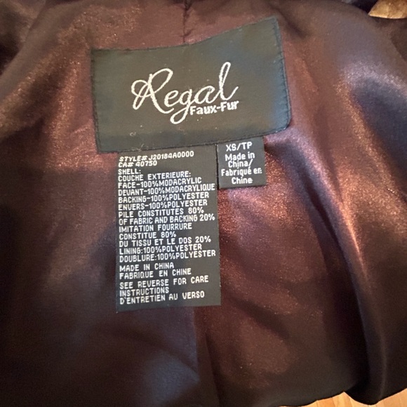 Regal faux fur size XS with hood. Excellent condition. - Picture 5 of 6
